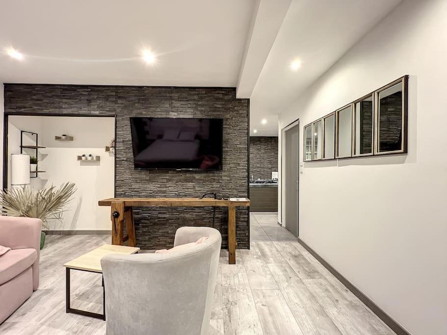 ברסט Dream Loft Jacuzzi - Sauna מראה חיצוני תמונה