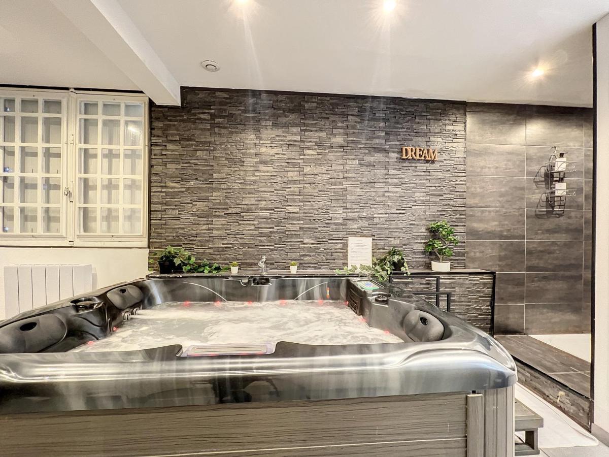 ברסט Dream Loft Jacuzzi - Sauna מראה חיצוני תמונה